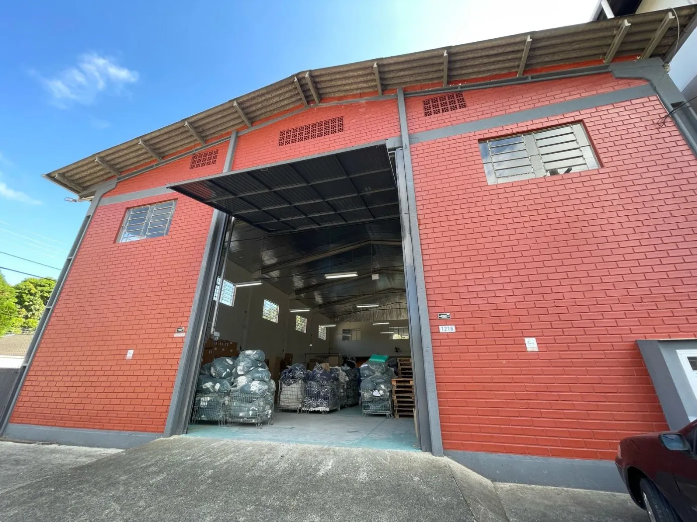 Galpão para Venda em Blumenau, Salto do Norte, 3 banheiros - foto 1