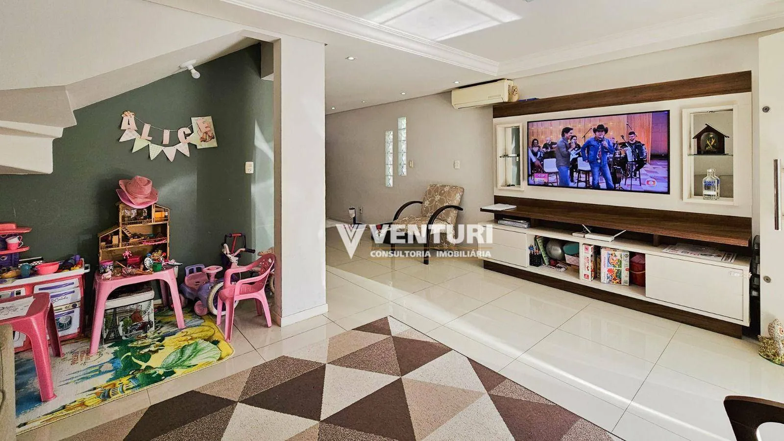 Casa com 3 dormitórios à venda, 130 m por R$ 820.000,00 - Velha - Blumenau/SC - foto 1