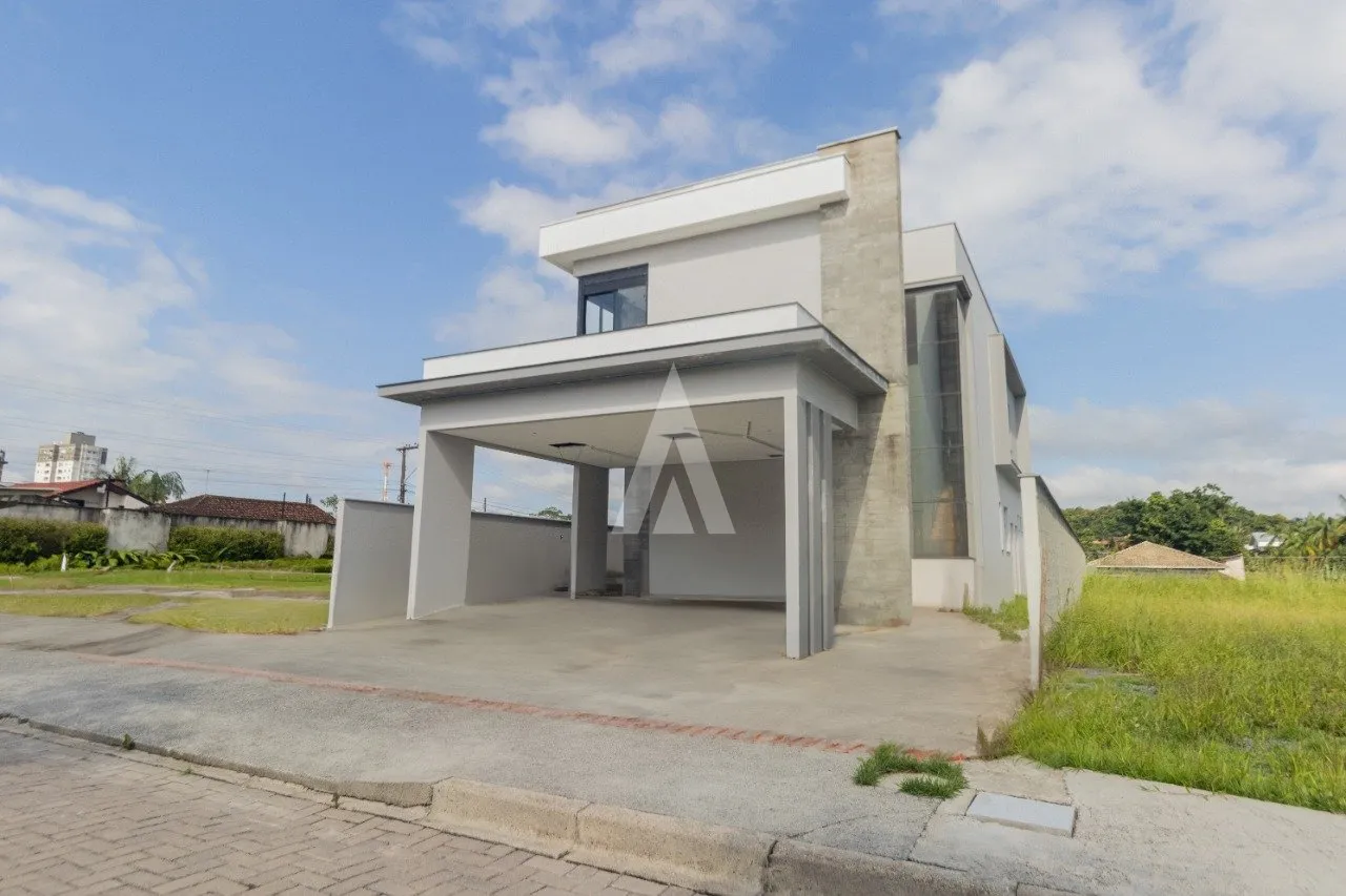 Casa em Condomínio com 3 suíte(s) à venda no bairro Glória em Joinville, por R$ 2.490.000.00. - foto 1