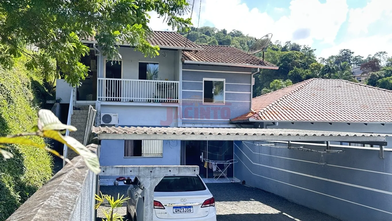 Casa com piscina mais sobrado dividido em 2 locações, em terreno de 715 m, no bairro Fortaleza. — foto 7
