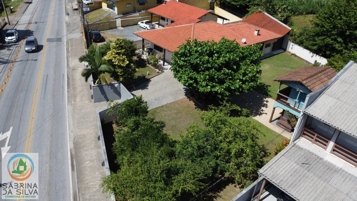 Casa com amplo terreno — foto 2