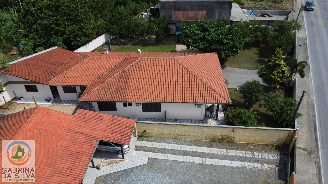 Casa com amplo terreno — foto 4