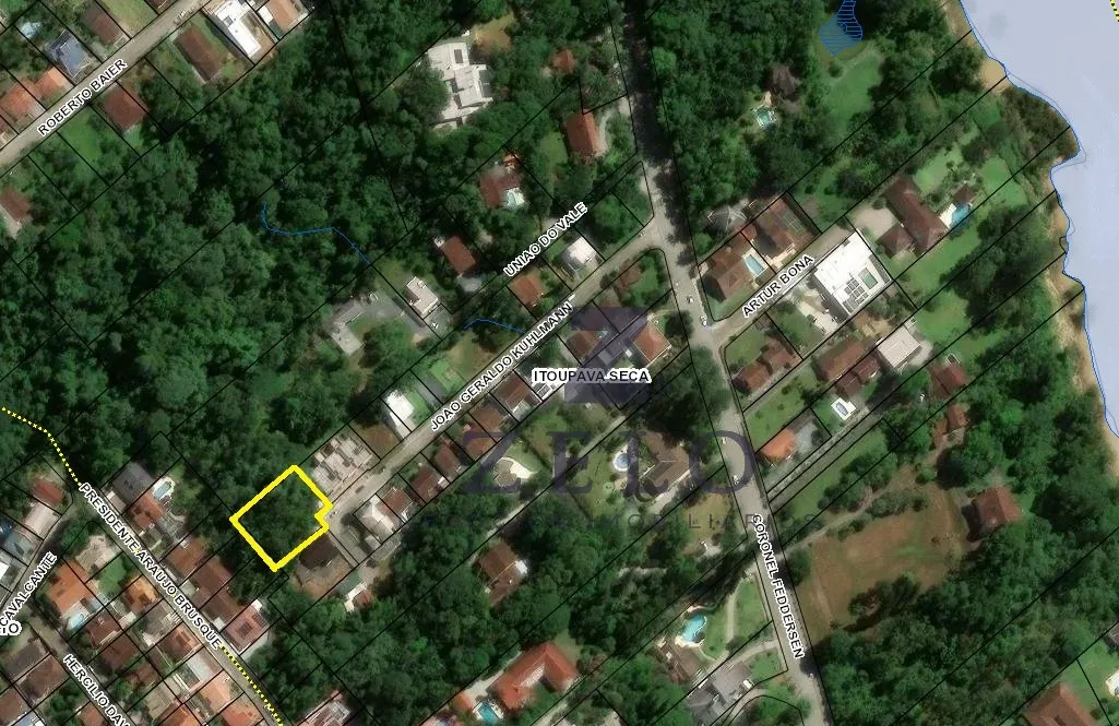 Terreno à venda, 1028m² no Itoupava Seca, Blumenau - foto 1