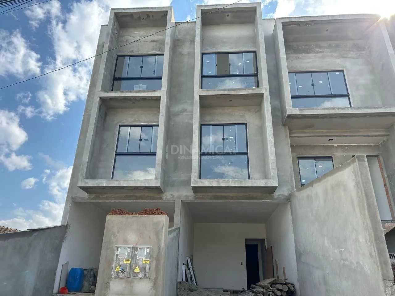 Comprar Casa Geminada com 2 suítes no bairro Escola Agrícola em Blumenau/SC - foto 1