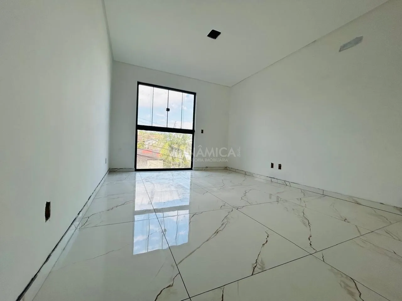 Comprar Casa Geminada com 2 suítes no bairro Escola Agrícola em Blumenau/SC — foto 5