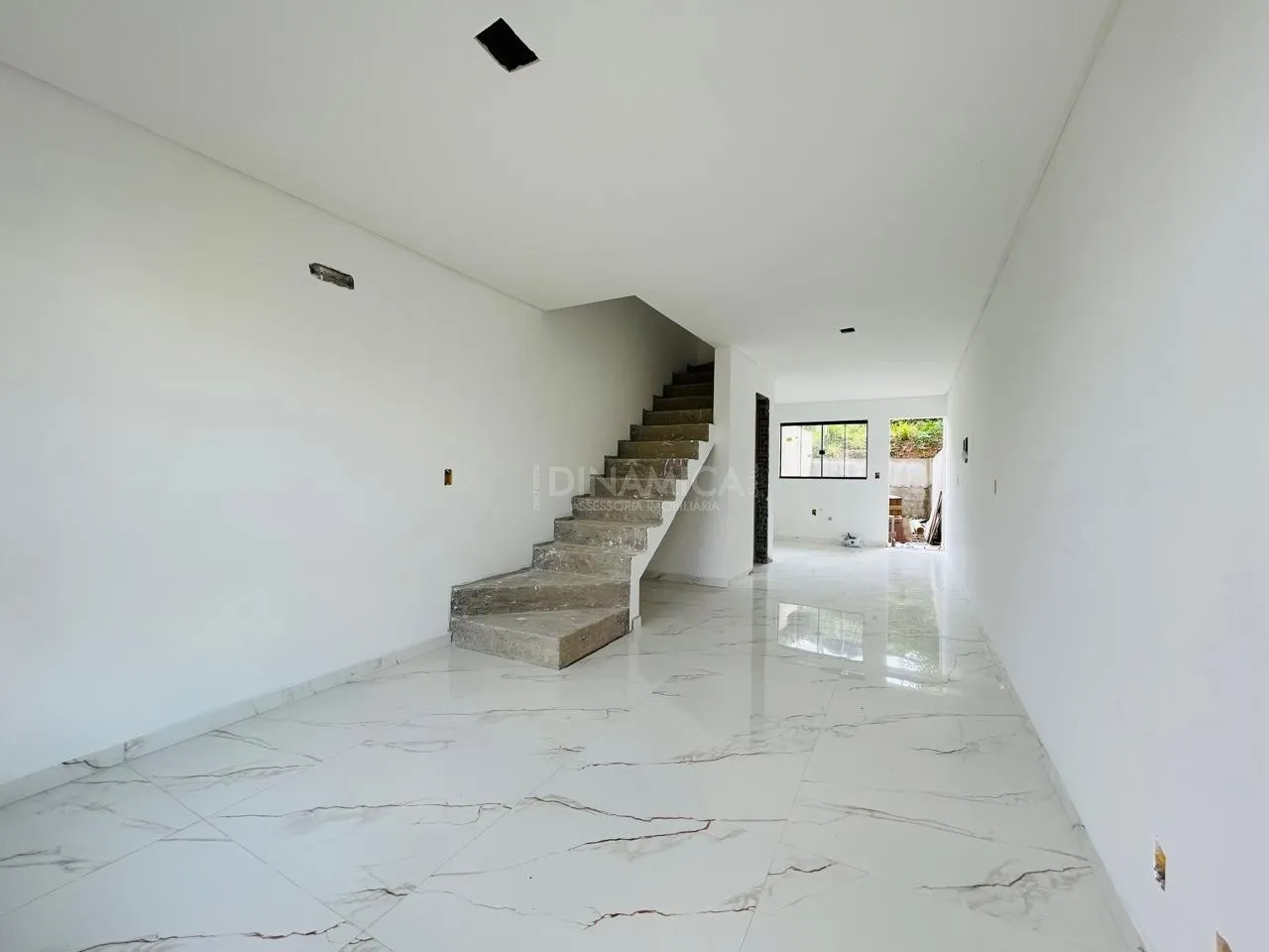 Comprar Casa Geminada com 2 dormitórios no bairro Escola Agrícola em Blumenau/SC — foto 3