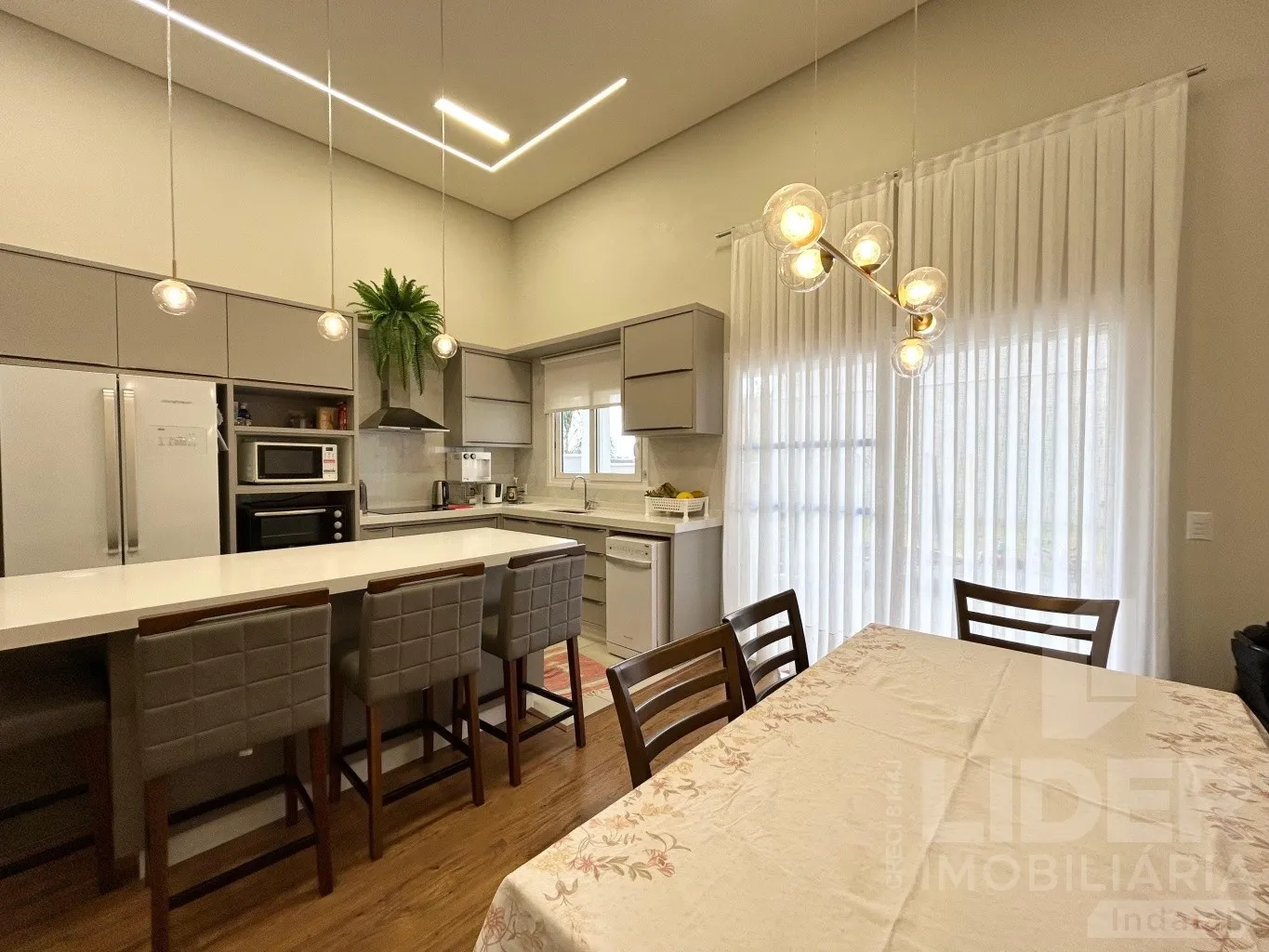 Linda casa semimobiliada em Timbó. — foto 5