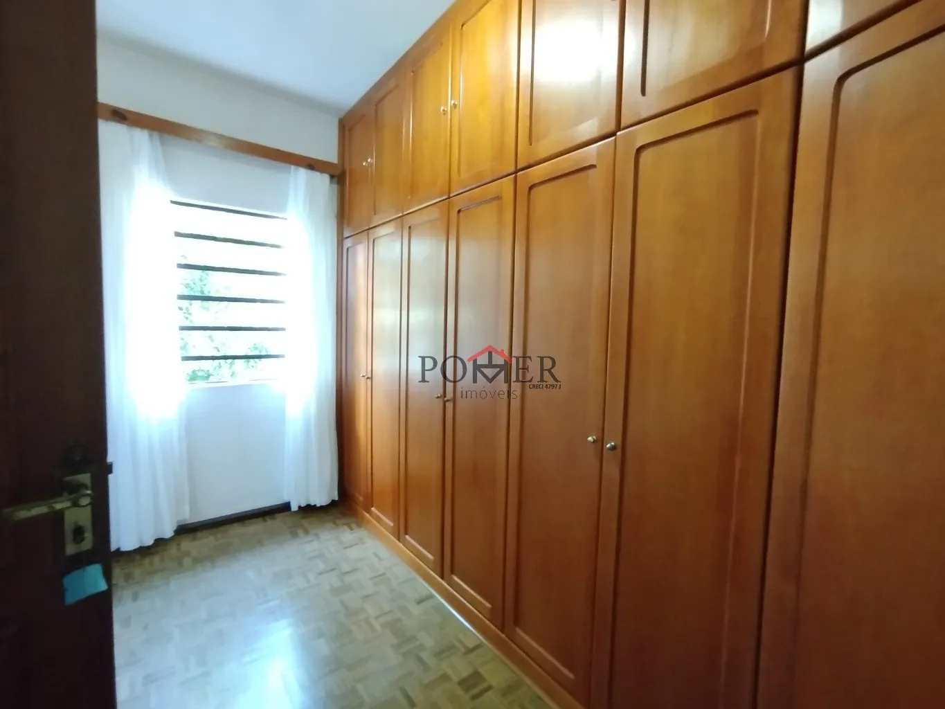 Grande oportunidade de negócio, amplo terreno de esquina, com 2 casas residencial e comercial, no coração de Pomerode, 329,26m de área construída em terreno de 1.024,00m — foto 6