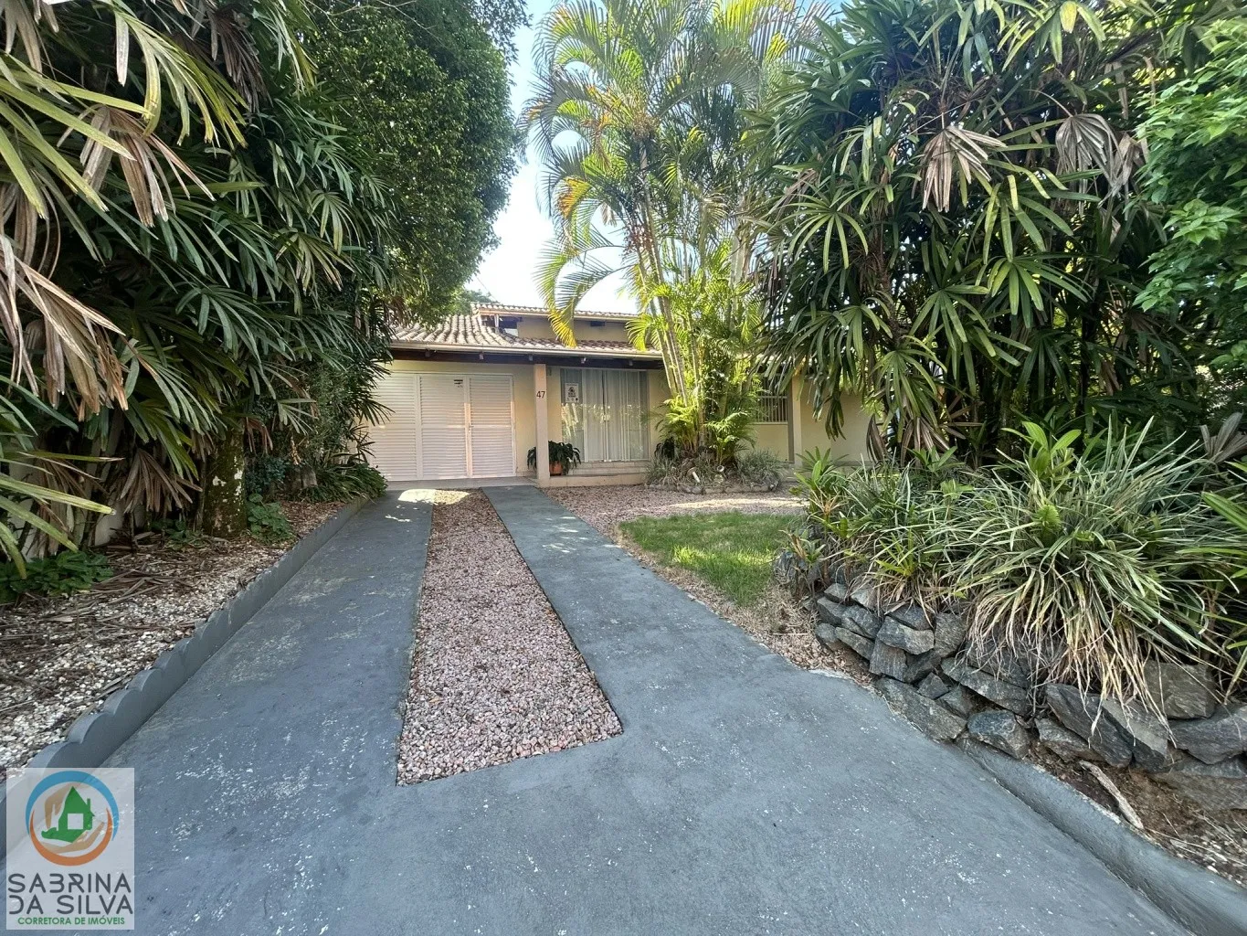 Casa Plana, Espaçosa e com Potencial Comercial - Bairro Itoupavazinha, Blumenau/SC — foto 2