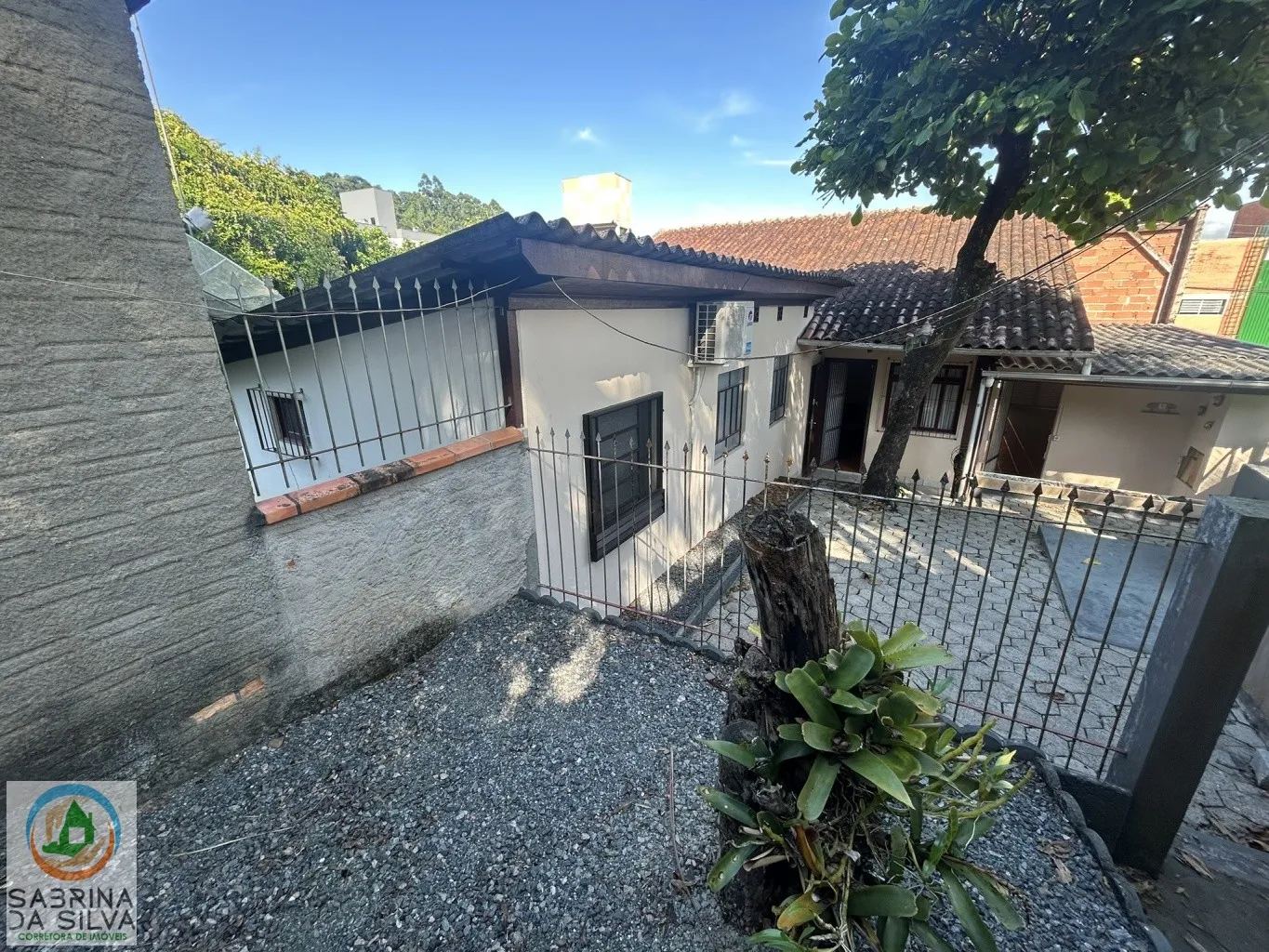 Casa Plana, Espaçosa e com Potencial Comercial - Bairro Itoupavazinha, Blumenau/SC — foto 5