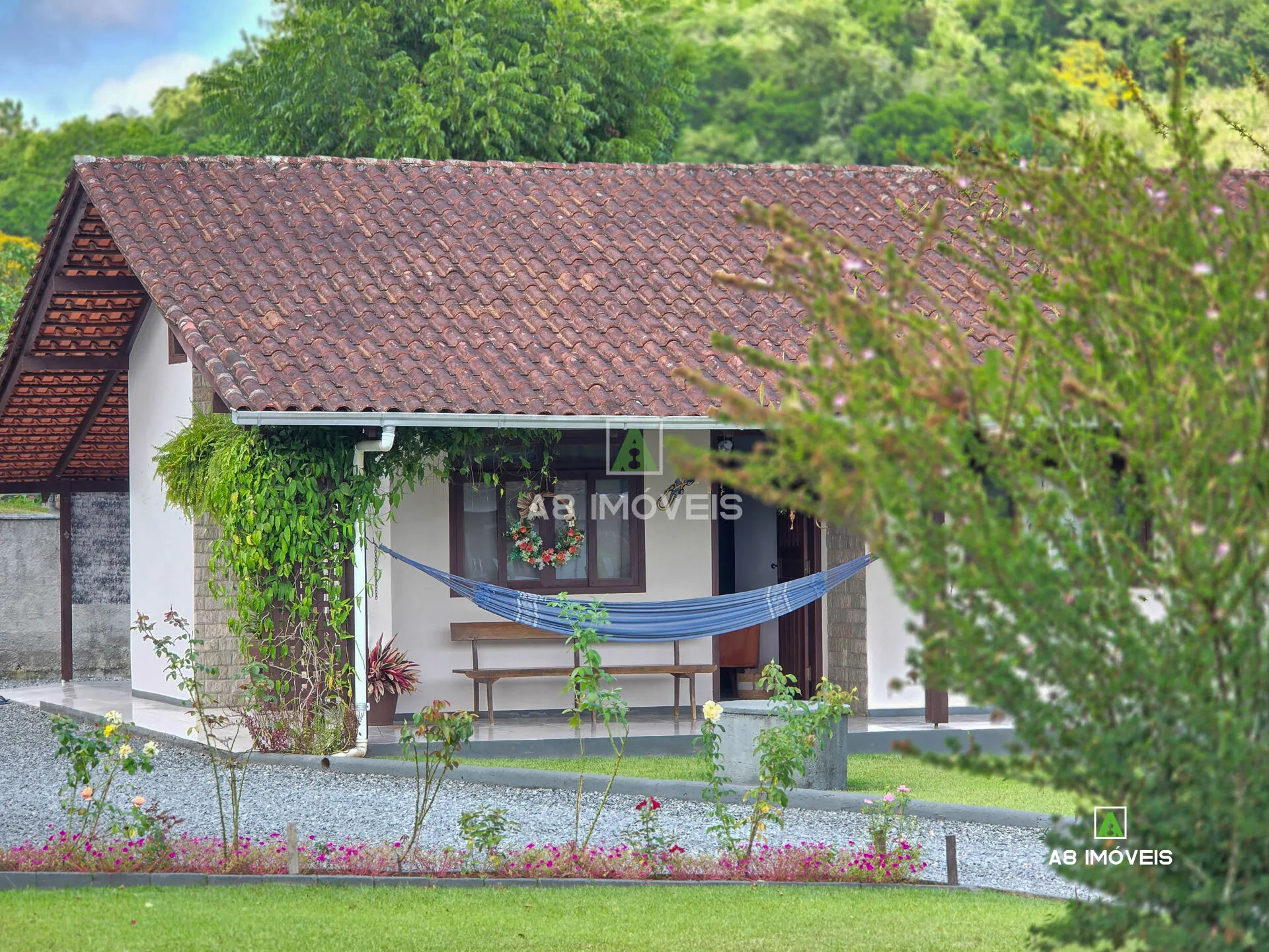 CASA COM 3 QUARTOS AMPLO TERRENO POMAR ITOUPAVA CENTRAL - foto 1