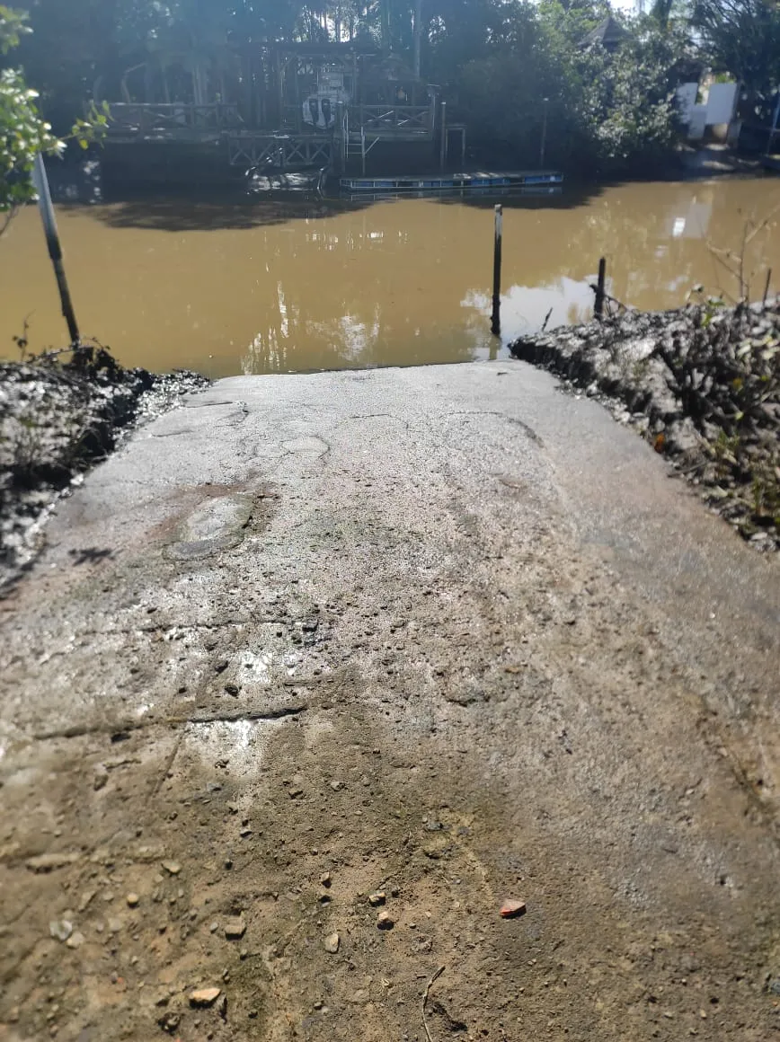Terreno com Garagem Náutica no Rio Piçarras - Oportunidade Única! — foto 4
