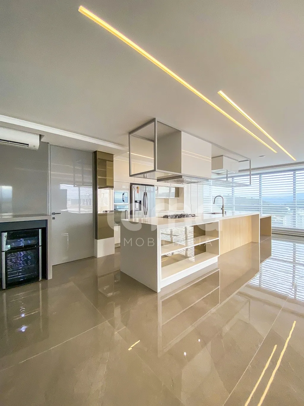 Cobertura plana mobiliada com 3 suítes à venda, 318 m , no bairro Vila Nova, em Blumenau. — foto 6