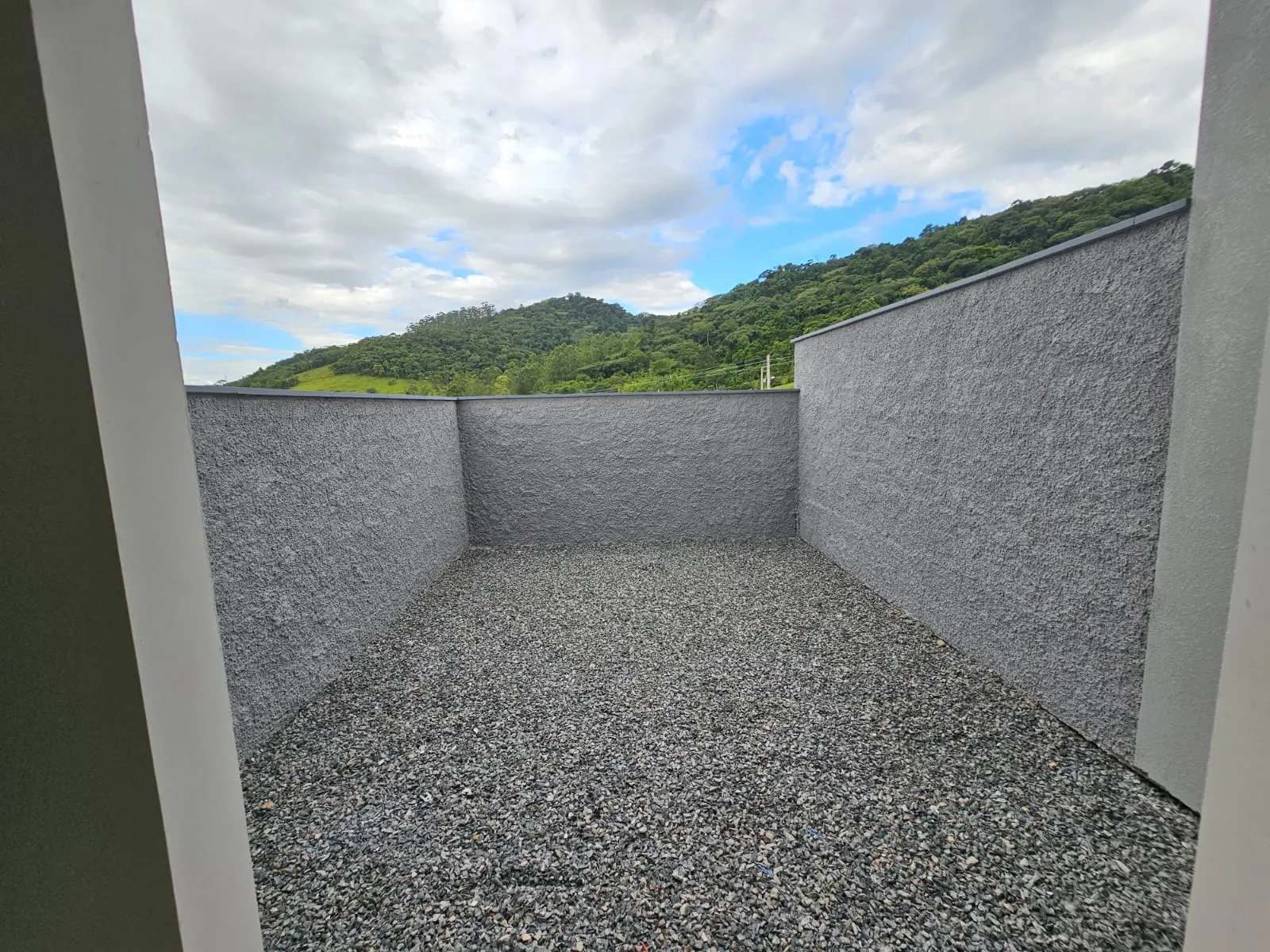 SOBRADO NO BAIRRO POÇO GRANDE EM GASPAR (SC) — foto 6