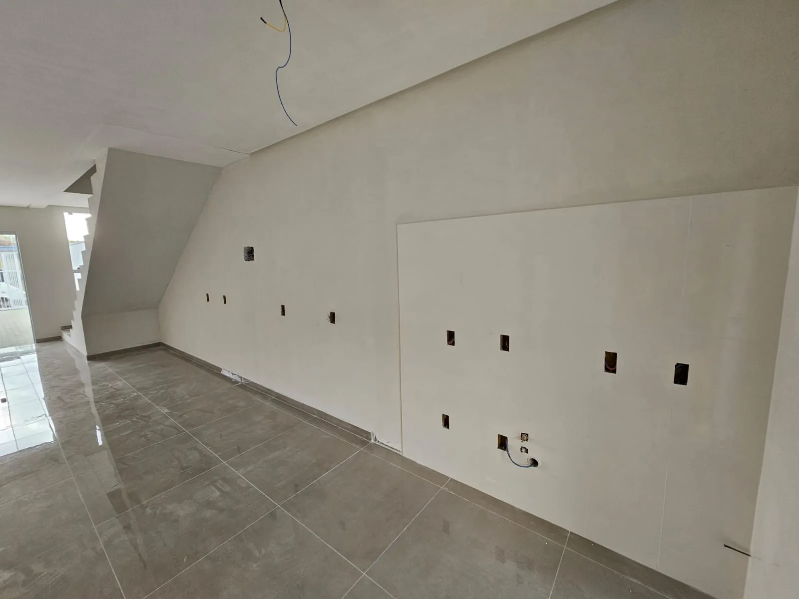 SOBRADO NO BAIRRO POÇO GRANDE EM GASPAR (SC) — foto 3