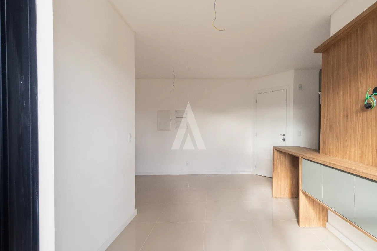 Apartamento com 1 suíte(s) mais 2 quarto(s) à venda no bairro Anita Garibaldi em Joinville, por R$ 735.000.00. — foto 2