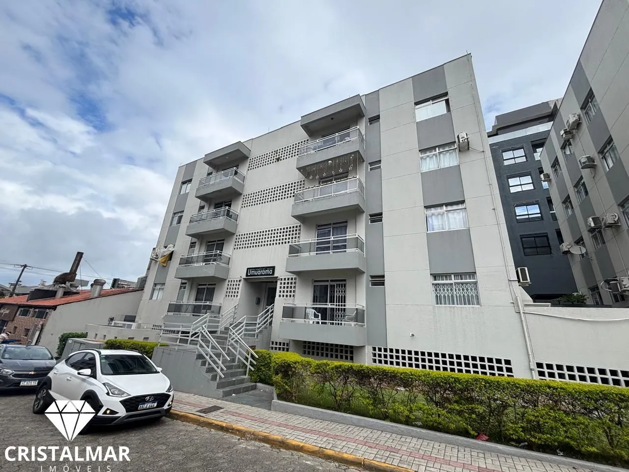 Apartamento Praia de Bombas, Bombinhas, ótimo custo benefício. - foto 1