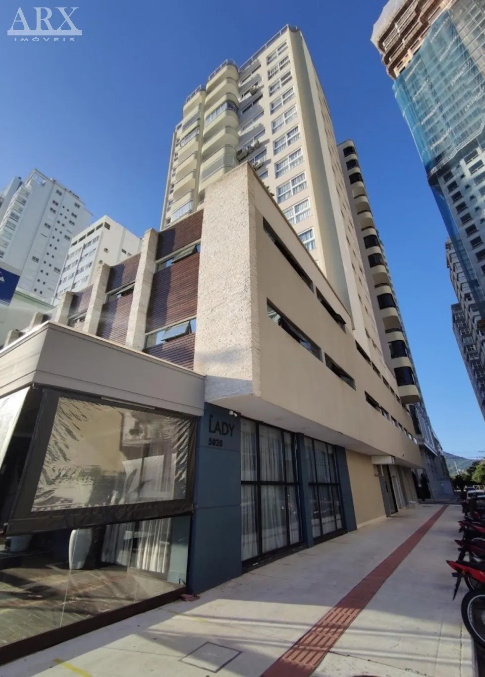 Apartamento na barra sul em Balneário Camboriú - foto 1