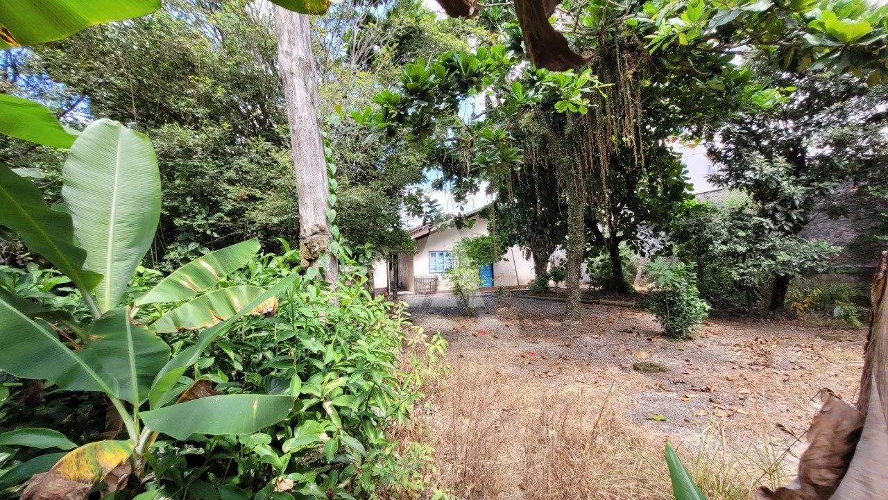 Terreno à venda no bairro Bom Retiro em Joinville, por R$ 1.200.000.00. — foto 3
