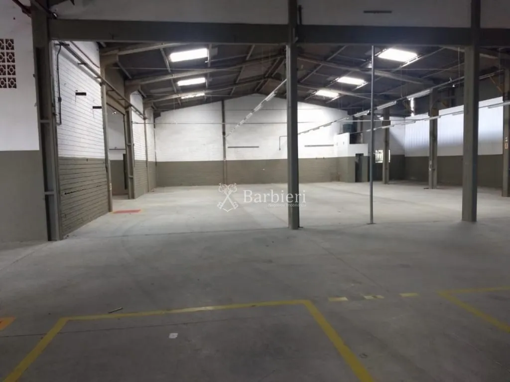Galpão Industrial/Comercial para Venda: medindo 3.200 m no bairro Itoupavazinha em Blumenau/SC — foto 7