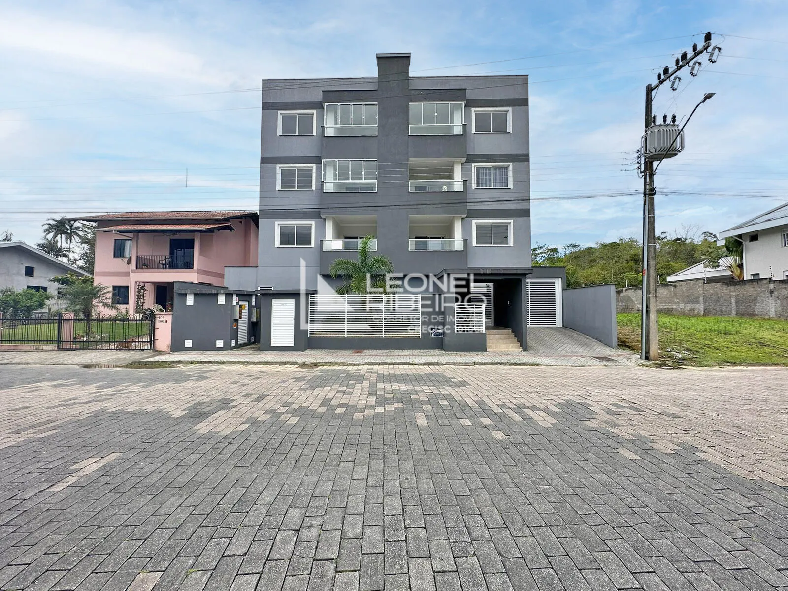 Apartamento com 2 dormitórios, 70 m à venda no bairro Padre Martinho Stein em Timbó-SC — foto 3
