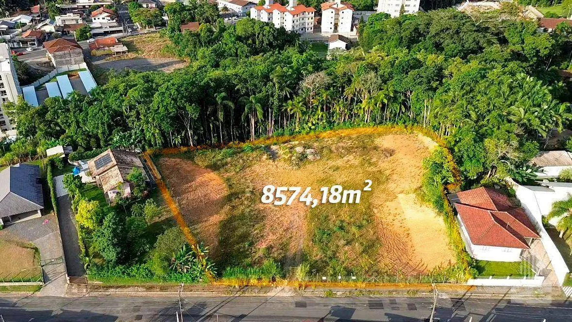 Terreno à venda, 8574 m por R$ 4.200.000,00 - Água Verde - Blumenau/SC - foto 1