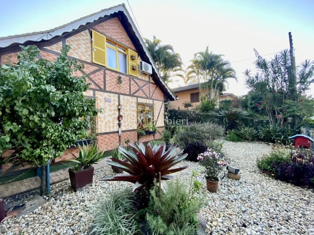 Casa com 4 quartos com de área privativa 240 m no bairro Velha em Blumenau/SC — foto 3