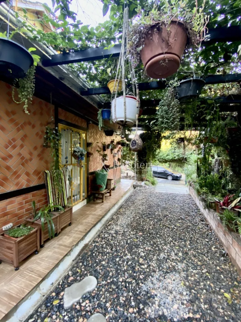Casa com 4 quartos com de área privativa 240 m no bairro Velha em Blumenau/SC — foto 7