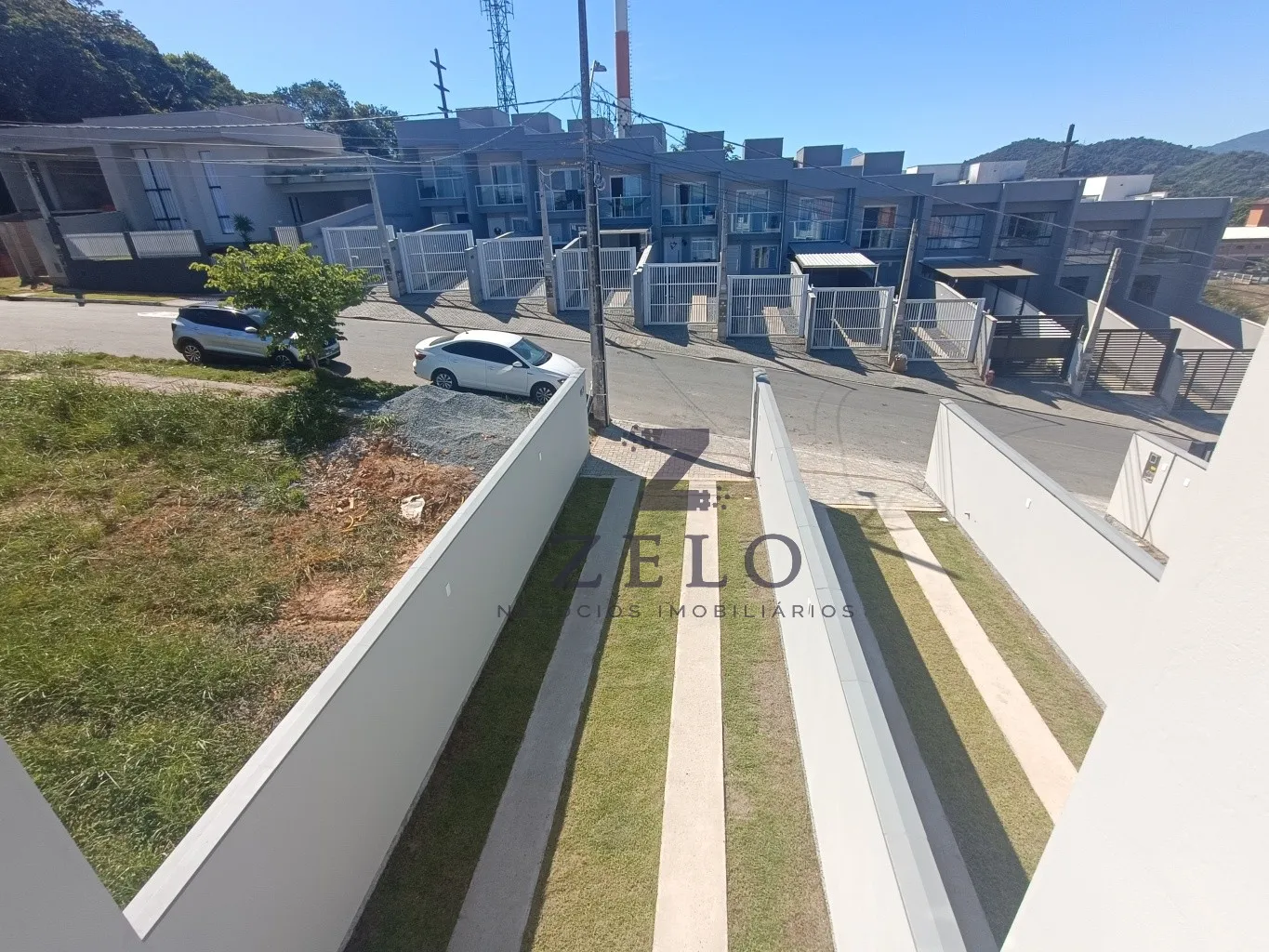 Sobrado Novo - Localizado na Transversal da Hermann Tribess — foto 7