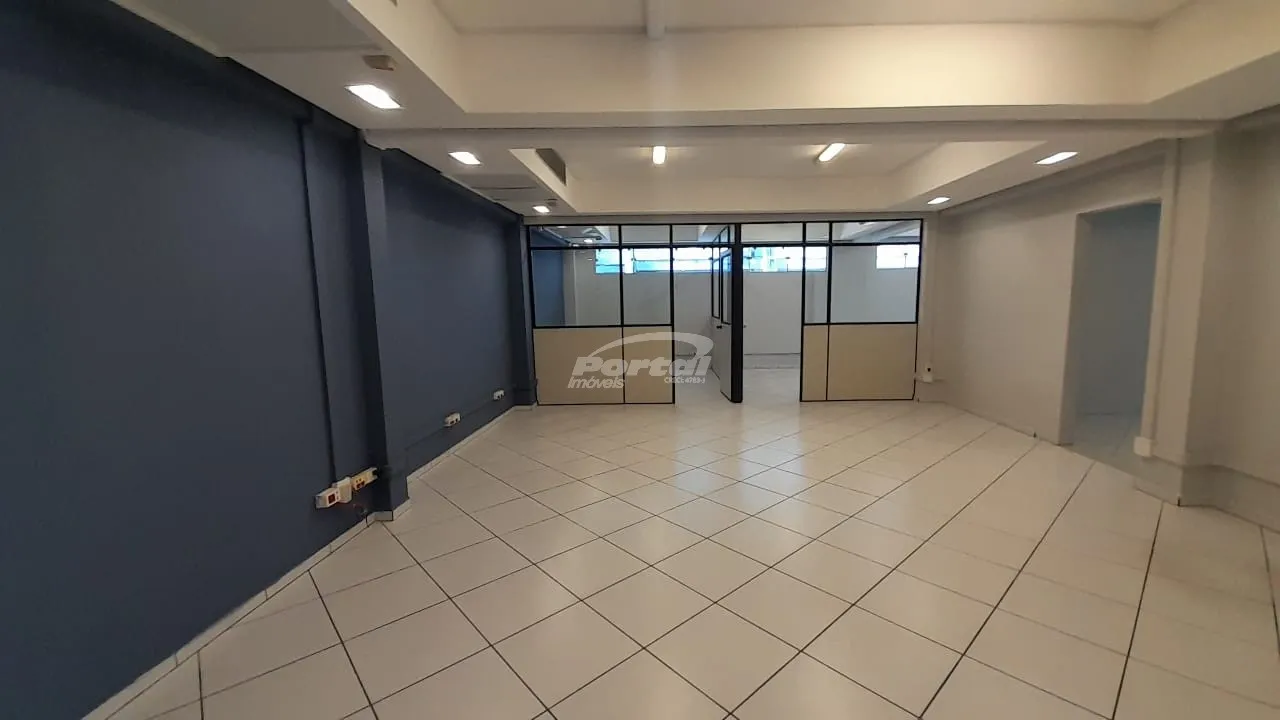 Prédio comercial disponível para locação no bairro Vila Nova — foto 3
