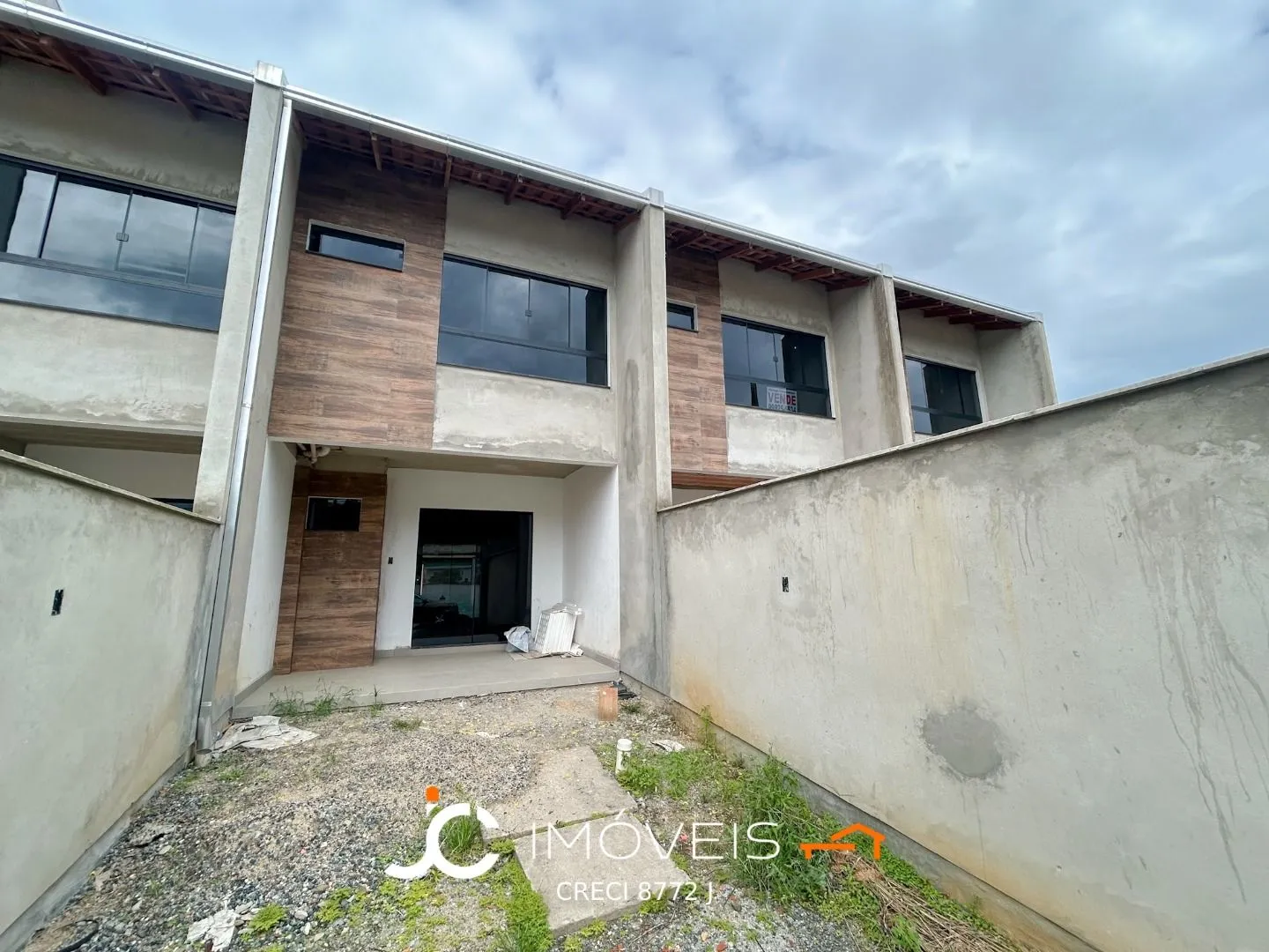 Sobrado à venda, 103 m por R$ 495.000,00 - Água Verde - Blumenau/SC - foto 1