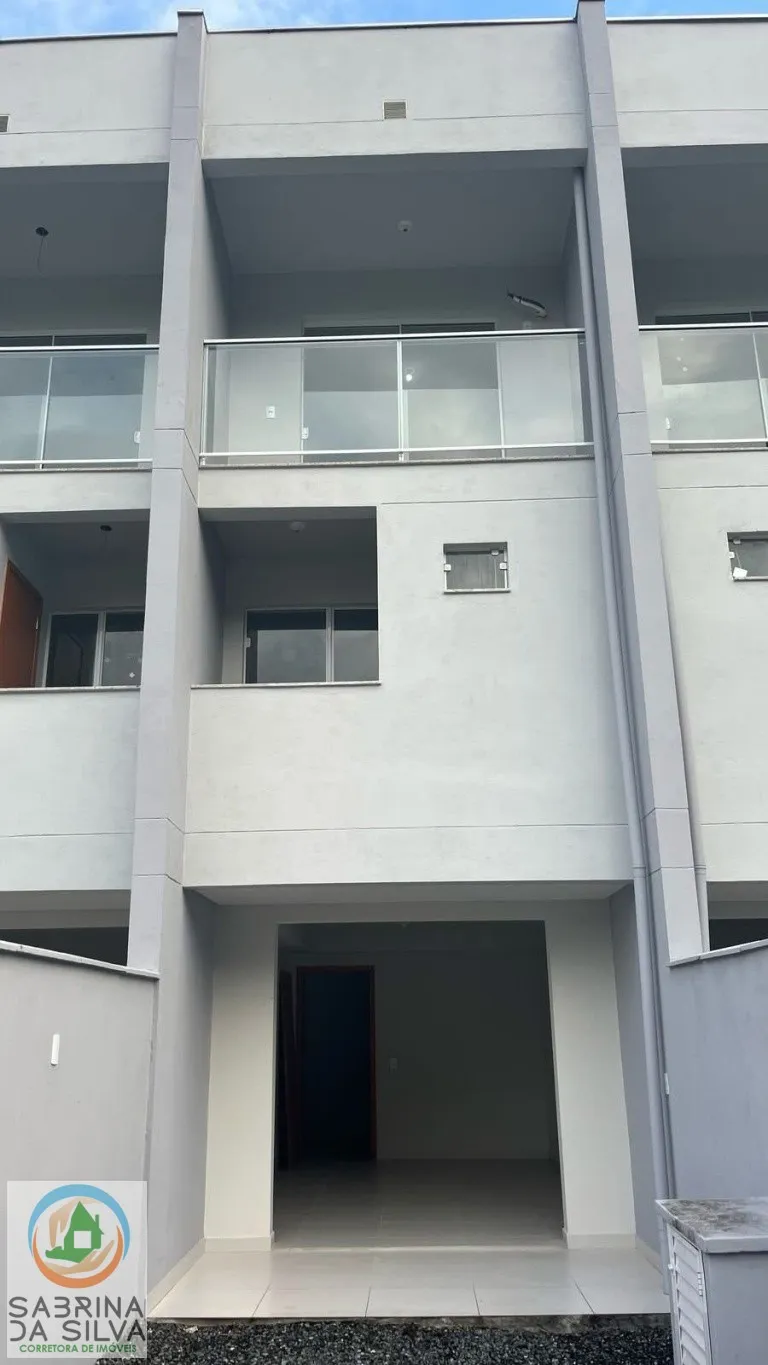 Sobrado novo com 3 pavimentos — foto 2