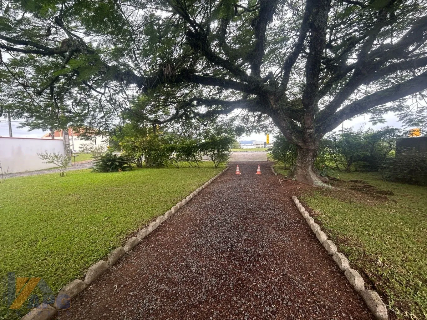 Casa na Rua Itajaí com amplo terreno de 800m2. — foto 6