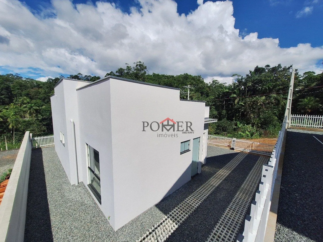 Excelente oportunidade de casas, com uma localização privilegiada, na cidade de Pomerode, Condominio Residencial Lion II, com área a partir de 63,00m e 2 dormitórios. — foto 2