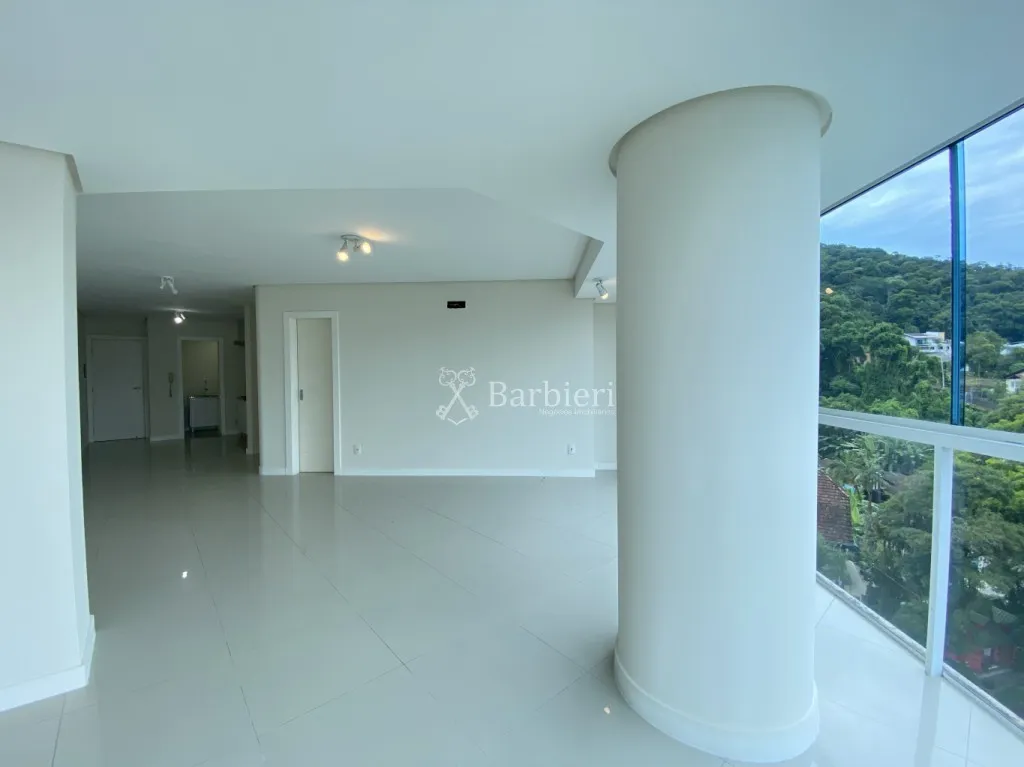 Apartamento com 3 suítes e 2 vagas no bairro Itoupava Seca em Blumenau/SC — foto 4