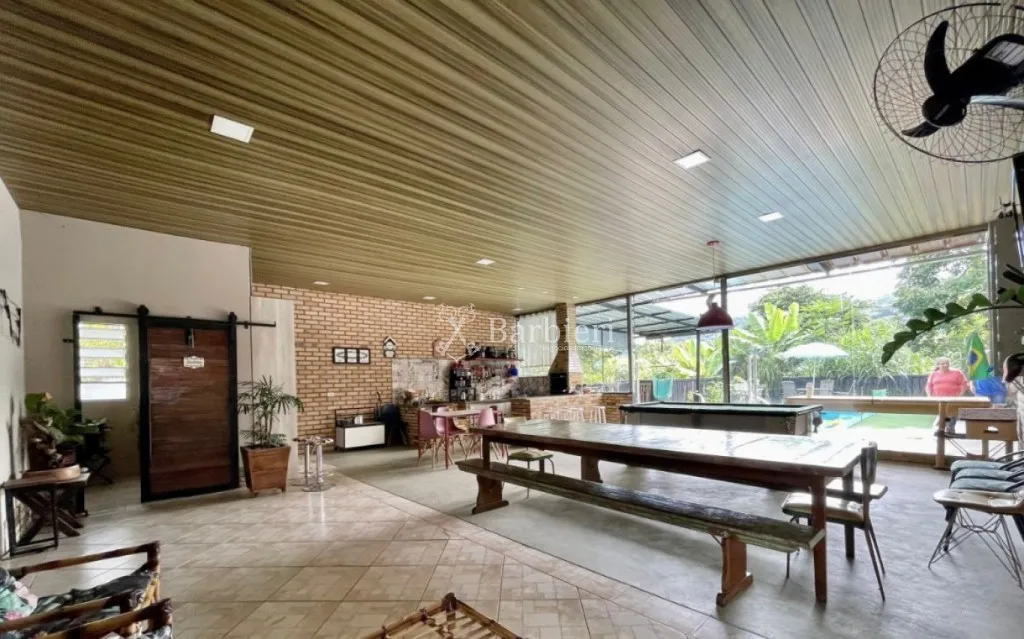 Casa com amplo terreno com sobrado e galpão disponível no Belchior Baixo em Blumenau/SC — foto 7