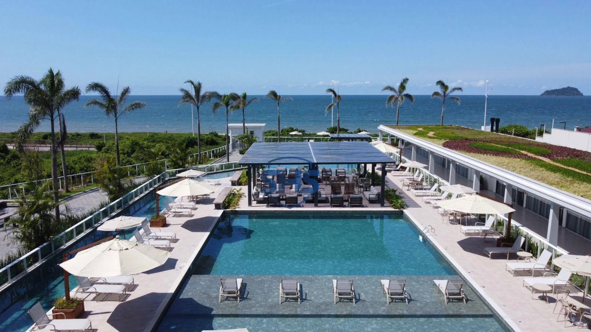 Apartamento com 3 dormitórios à venda, 94 m por R$ 1.690.000,00 - Bairro Itacolomi - Balneário Piçarras/SC - foto 1