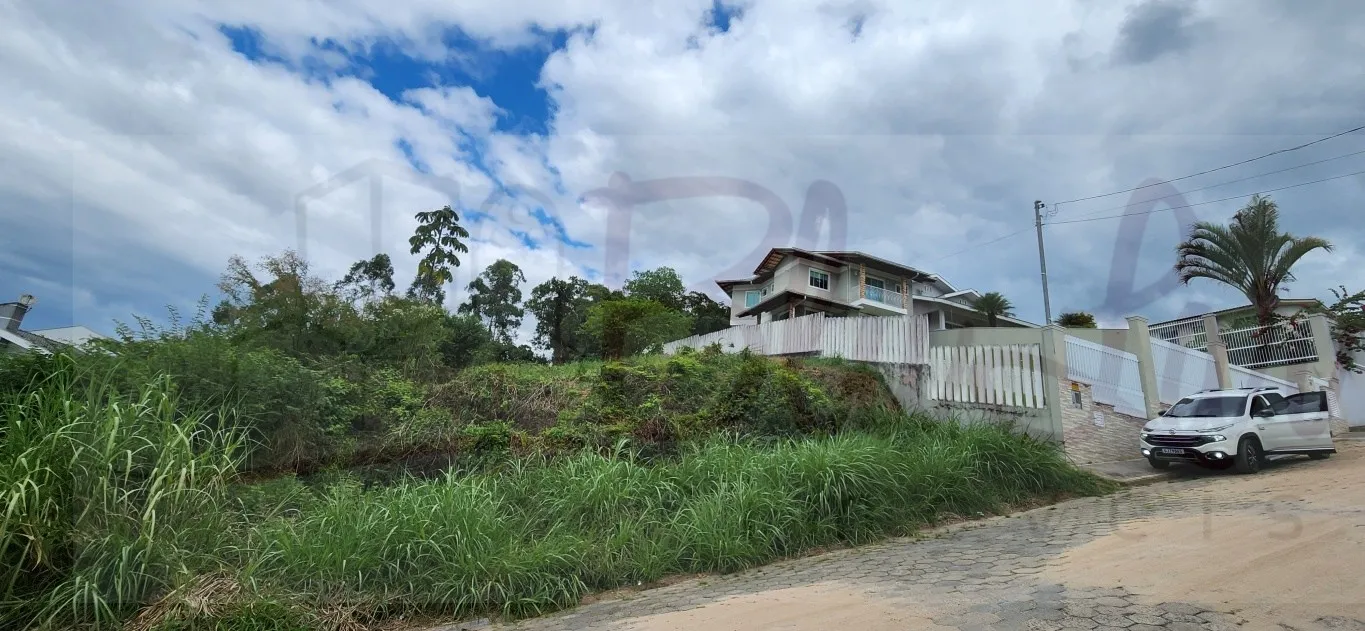 Terreno a venda com área de 1056,00 M sendo 15 metros de frente excelente localização — foto 4