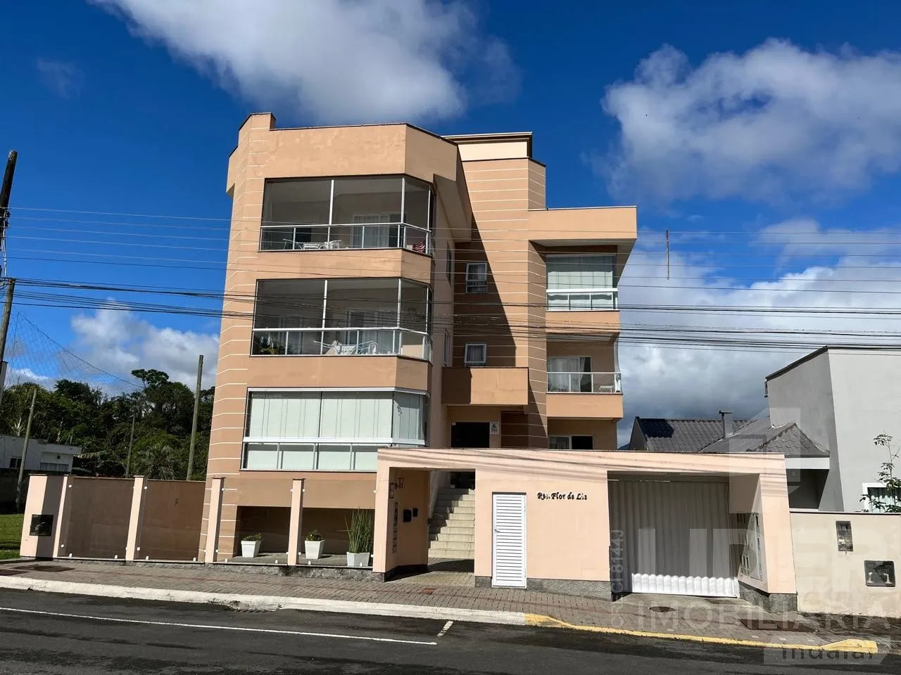 Apartamento no bairro Do Sol com 1 suíte e 1 dormitório - foto 1