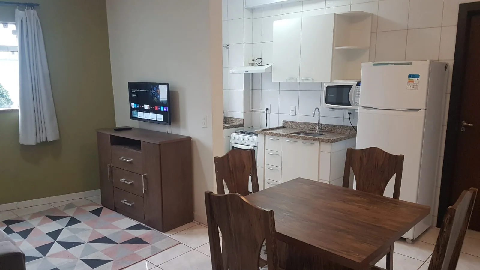 Apartamento de 01 dormitório, mobiliado no centro de Blumenau - foto 1