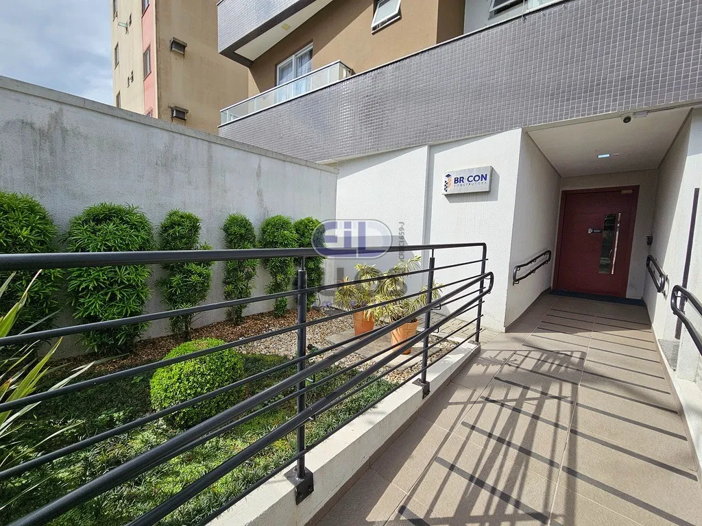 Apartamento 2 Quartos (1 Suíte) Iririu - foto 1