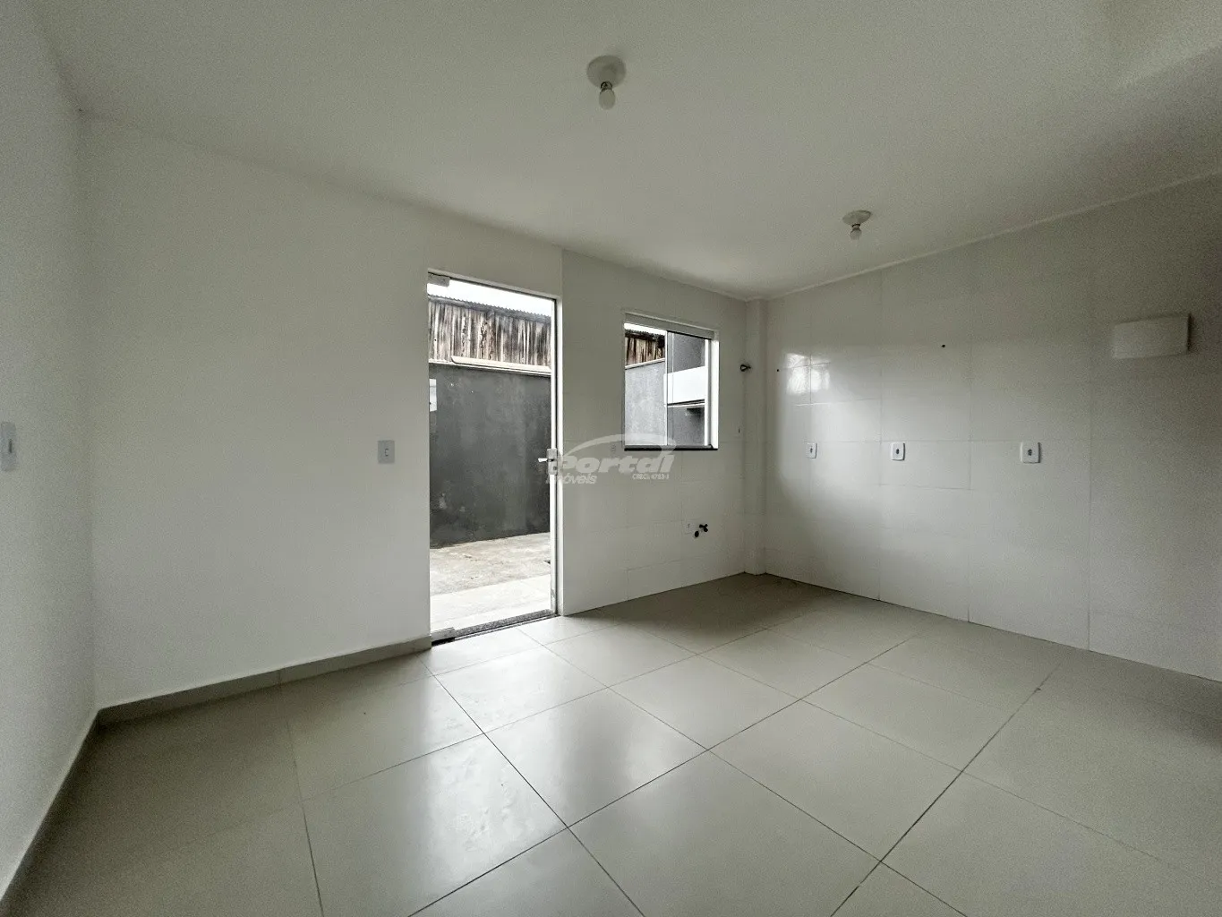 Sobrado a venda próximo a praia em Balneário Piçarras. — foto 5