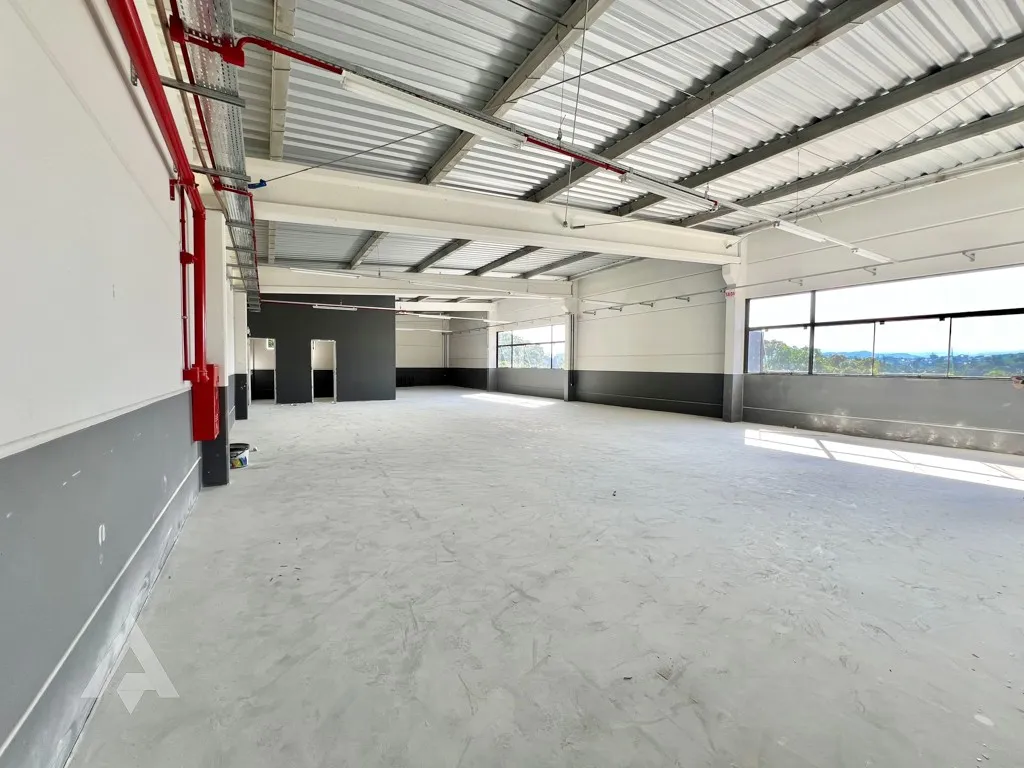 Sala comercial de 210m para locação por R$ 4.950,00 - Bairro Do Salto - Blumenau/SC - foto 1