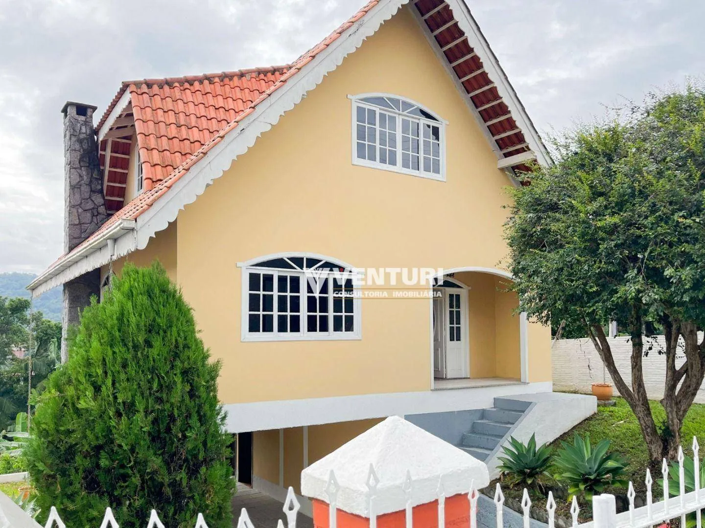 Casa com 2 dormitórios à venda, sendo 1 suíte, 148 m por R$ 800.000 - Fortaleza - Blumenau/SC — foto 2