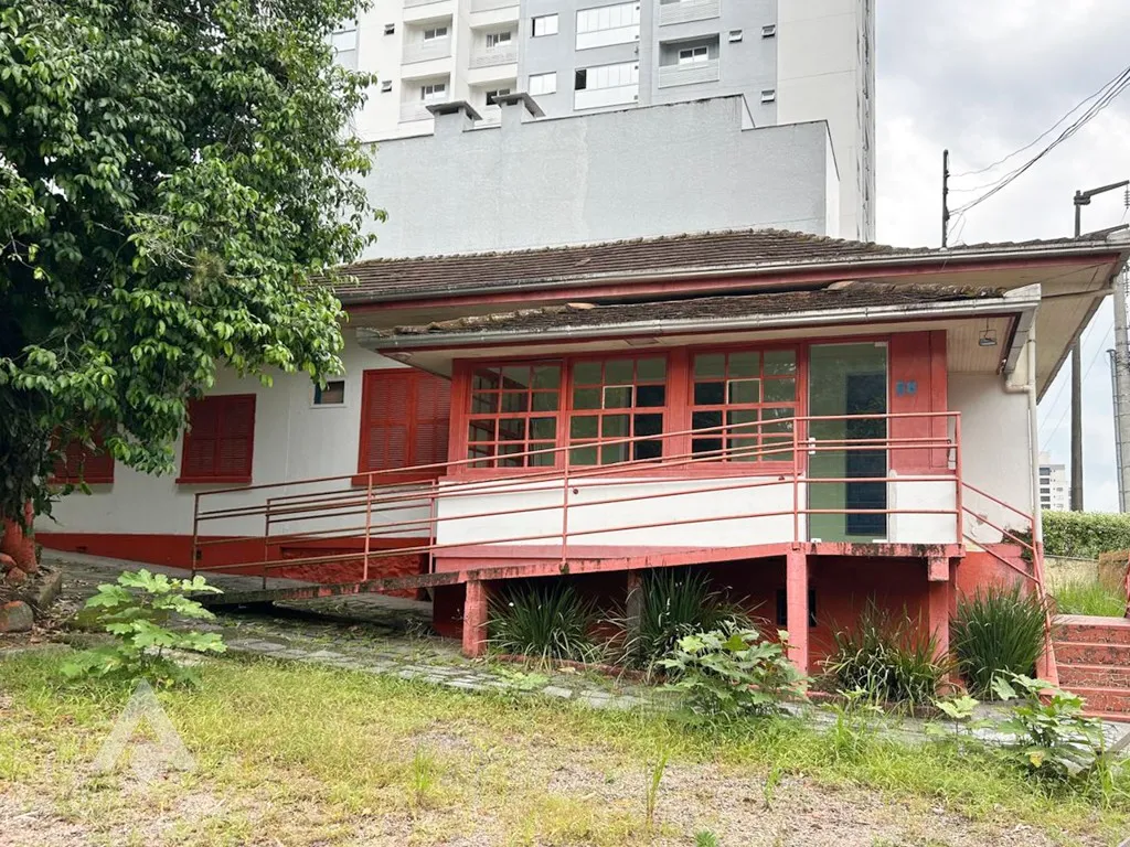 Casa comercial de 213m para locação por R$7.000,00 - Bairro Vila Nova - Blumenau/SC - foto 1