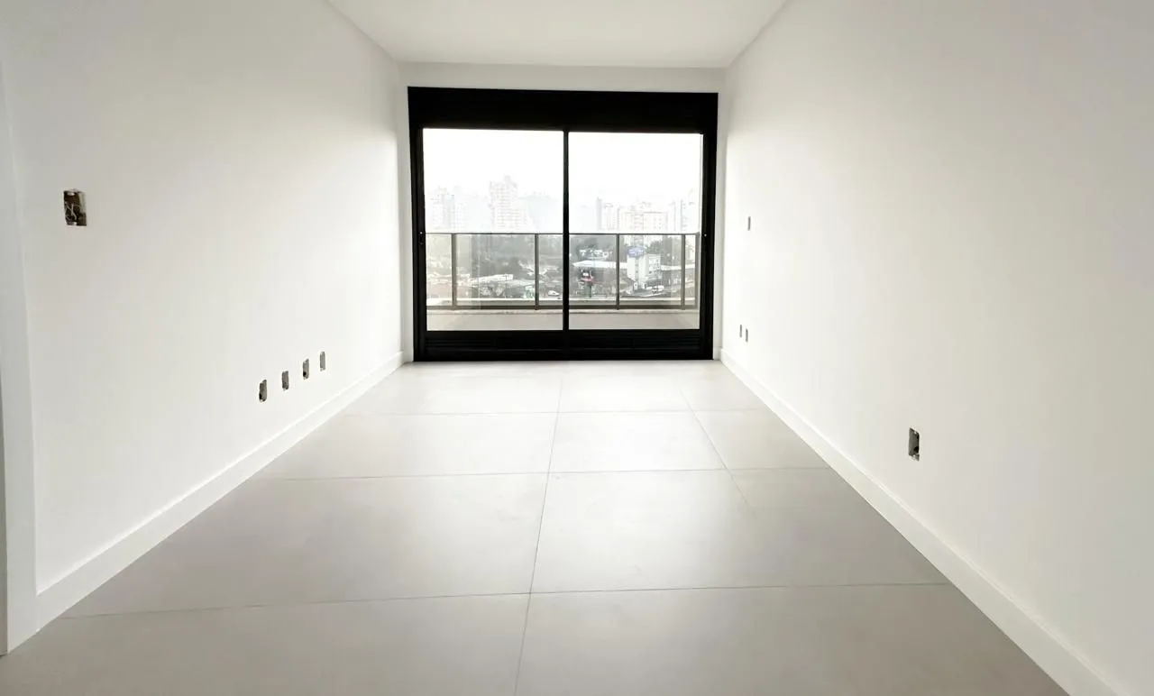 Apartamento à venda no bairro Centro - foto 1