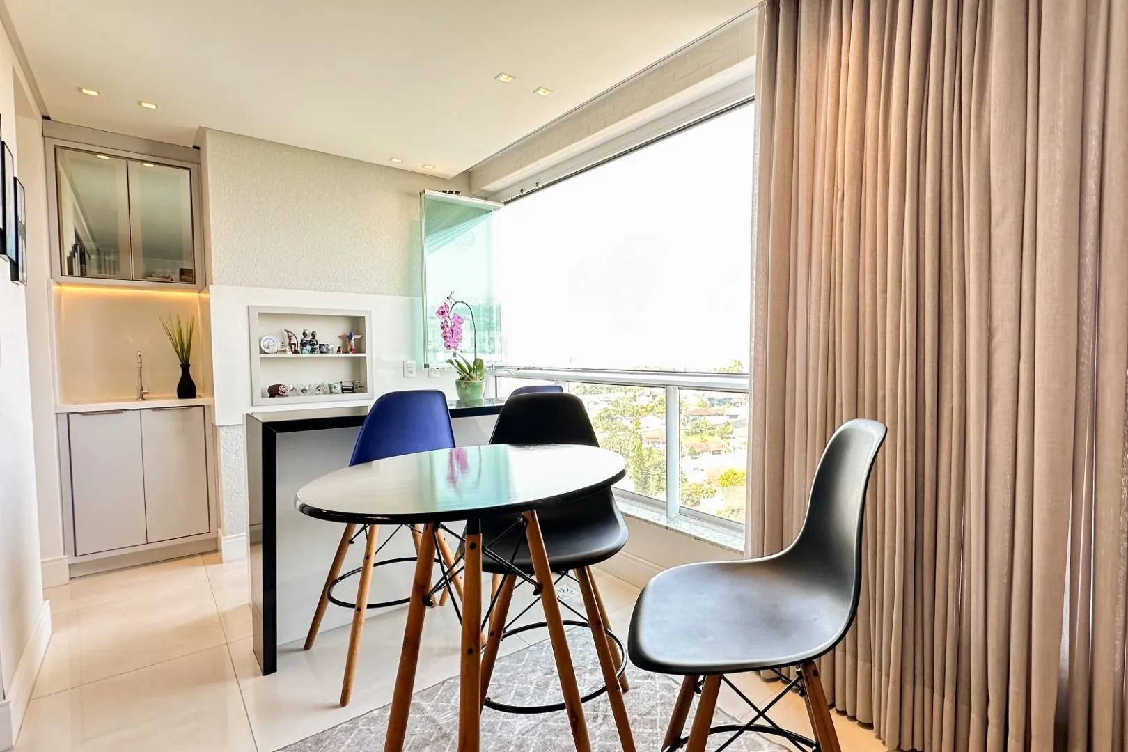Apartamento à venda no bairro Vila Nova — foto 2