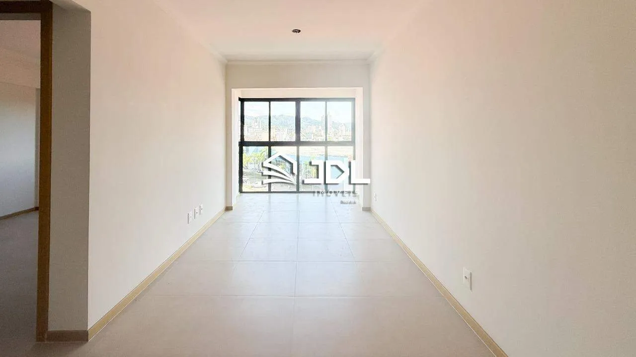 Apartamento à venda no bairro Centro - foto 1