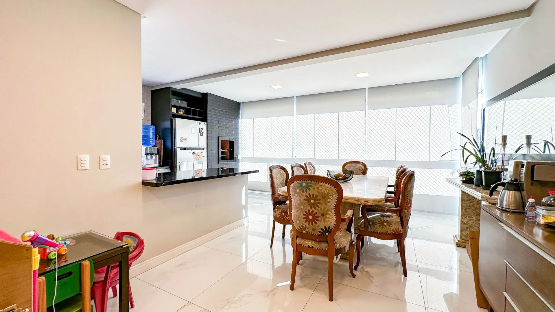 APARTAMENTO 3 SUÍTES NO BAIRRO DA VELHA — foto 3