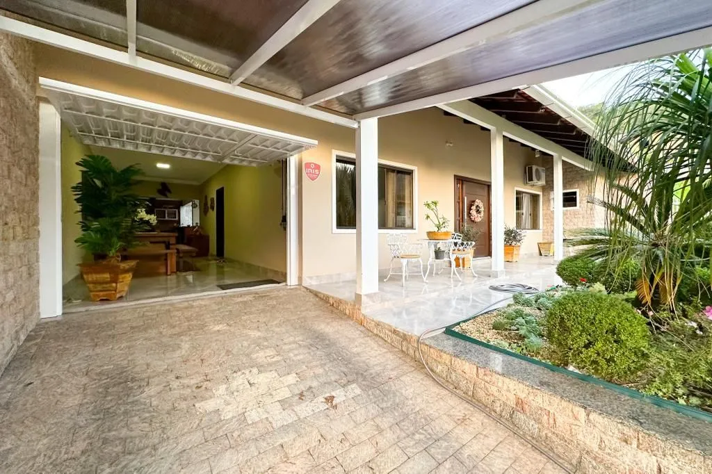 Linda Casa com 3 dormitórios ! — foto 3